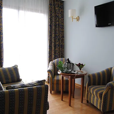 Porcel Alixares Hotel 4*