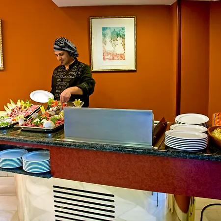 Porcel Alixares 4* Granada