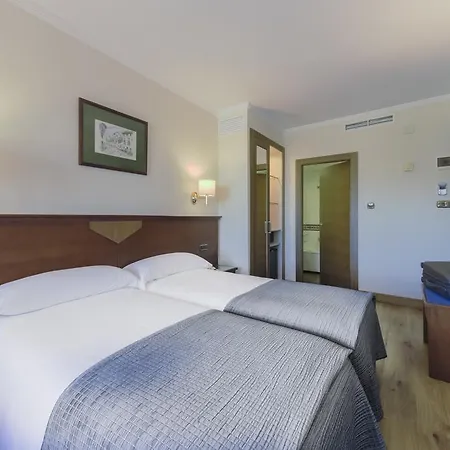 Porcel Alixares Hotel 4*
