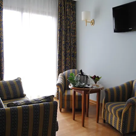 Porcel Alixares Hotel 4*