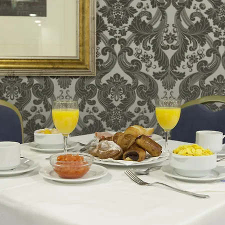 Porcel Alixares 4* Granada